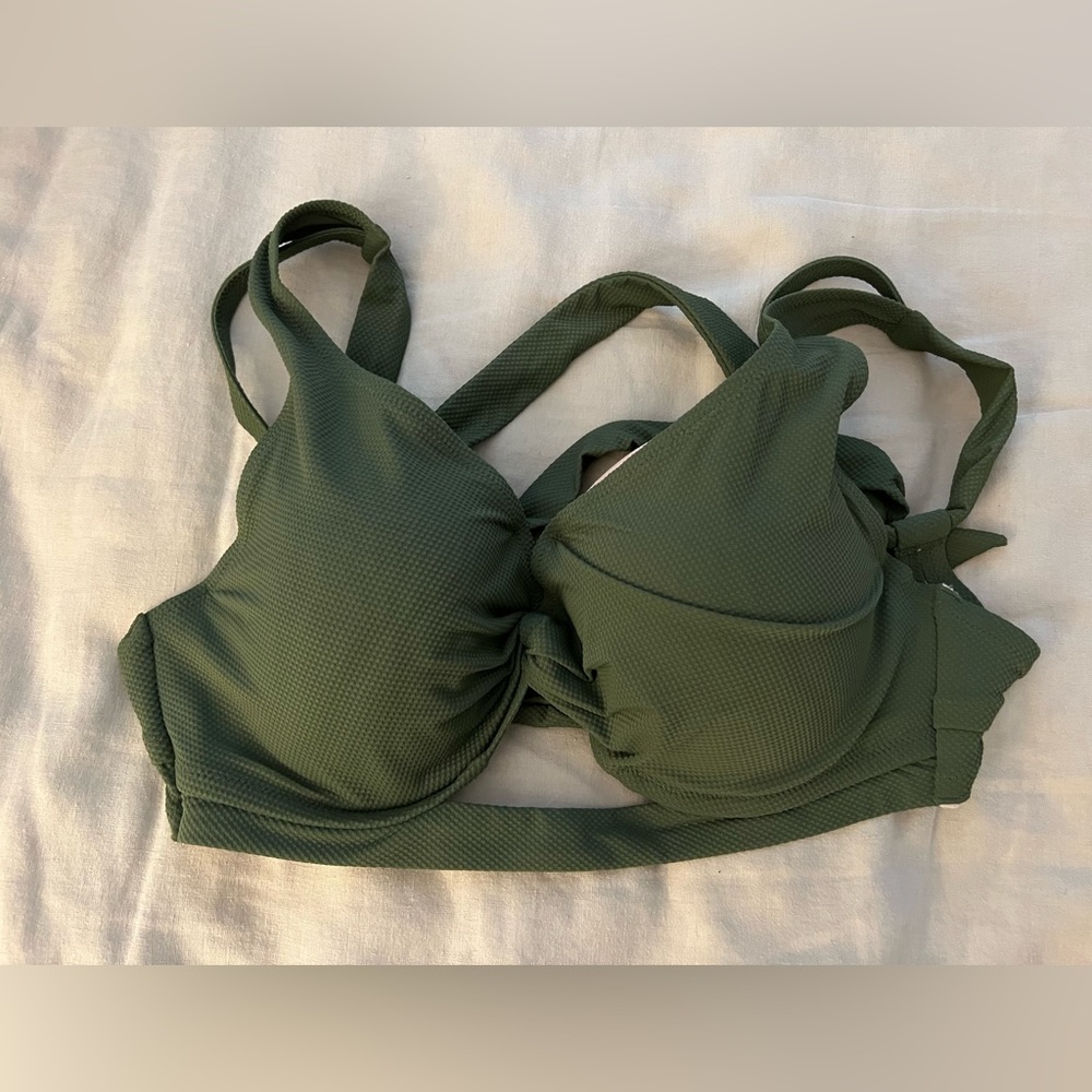 green shade and shore front knot bikini tops - 38D